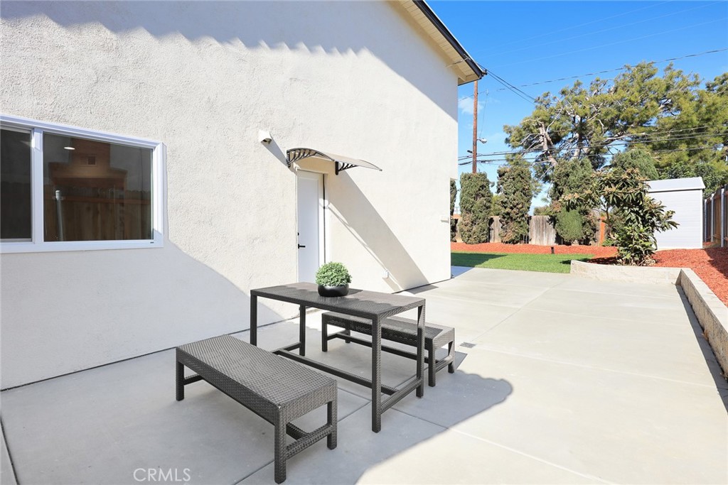 16011 La Monde Street