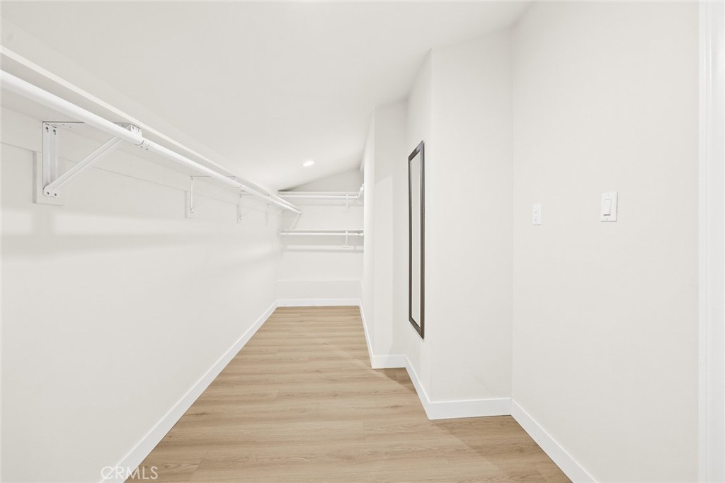 16011 La Monde Street