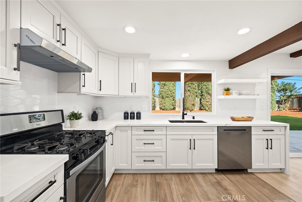 16011 La Monde Street