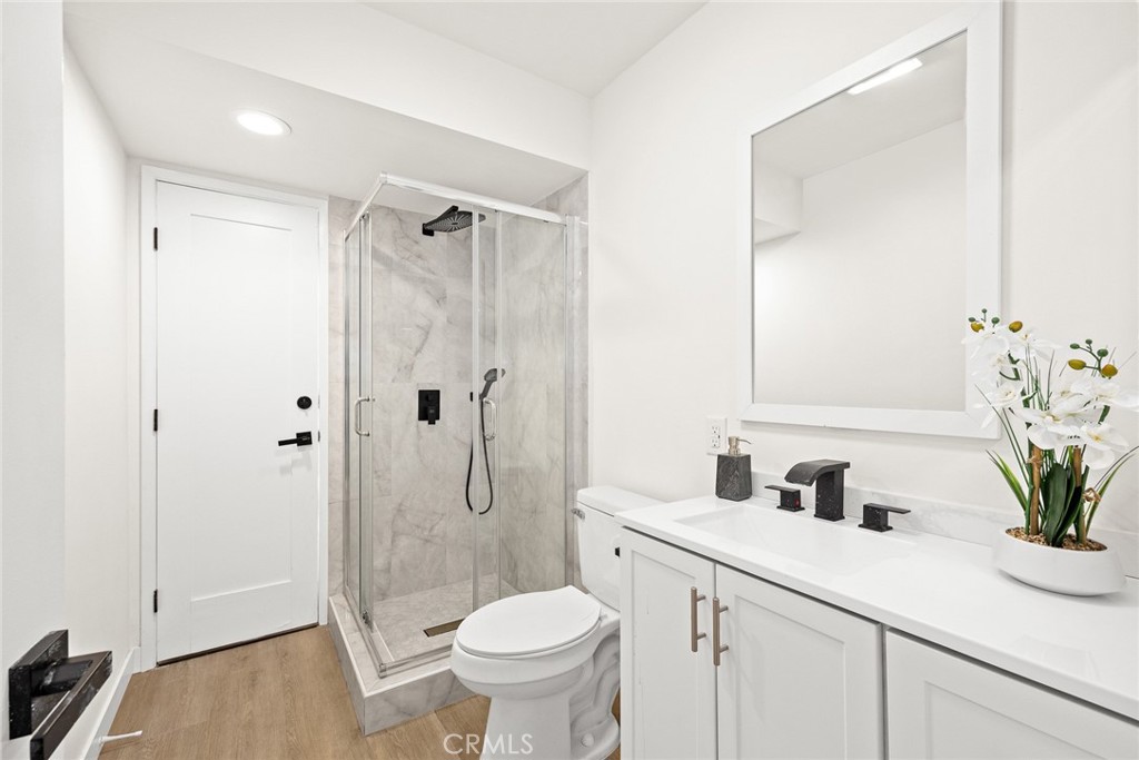 16011 La Monde Street