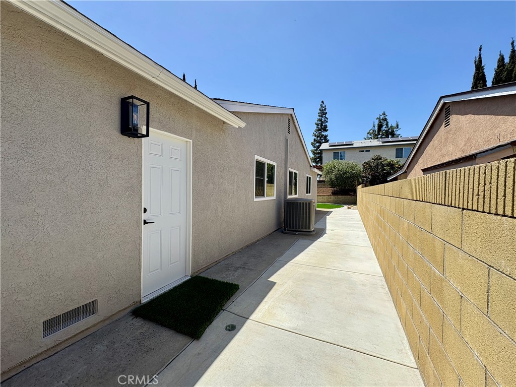 1811 Nausika Avenue