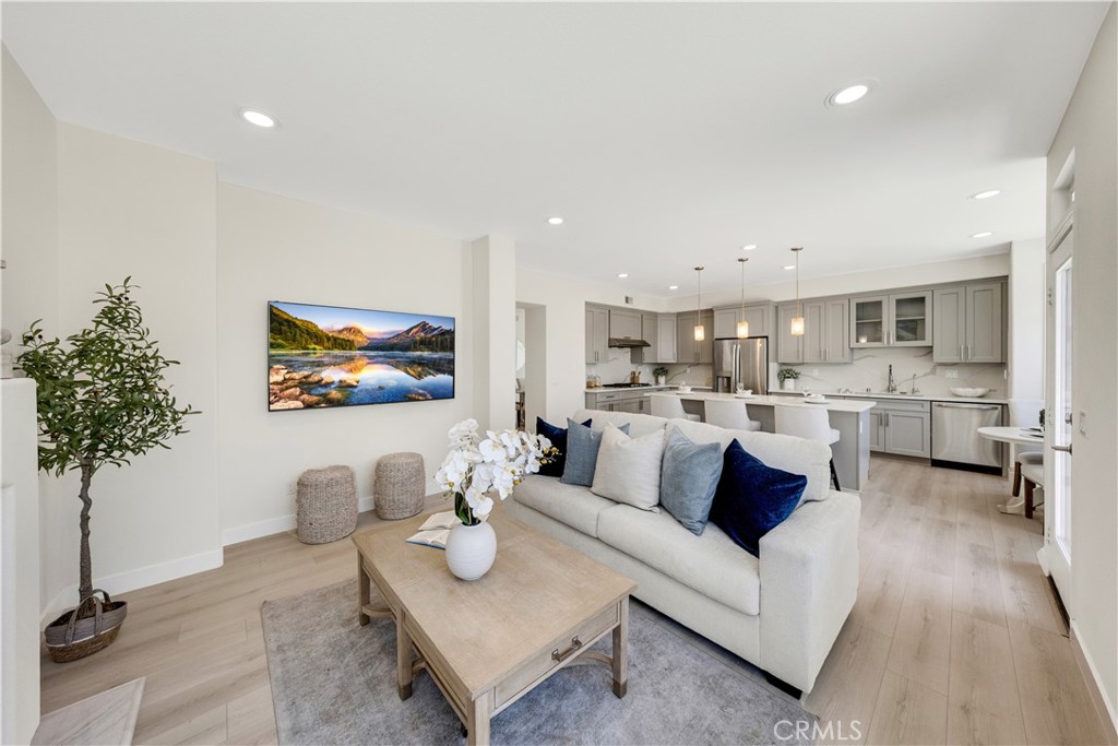 2943 Westbourne Place