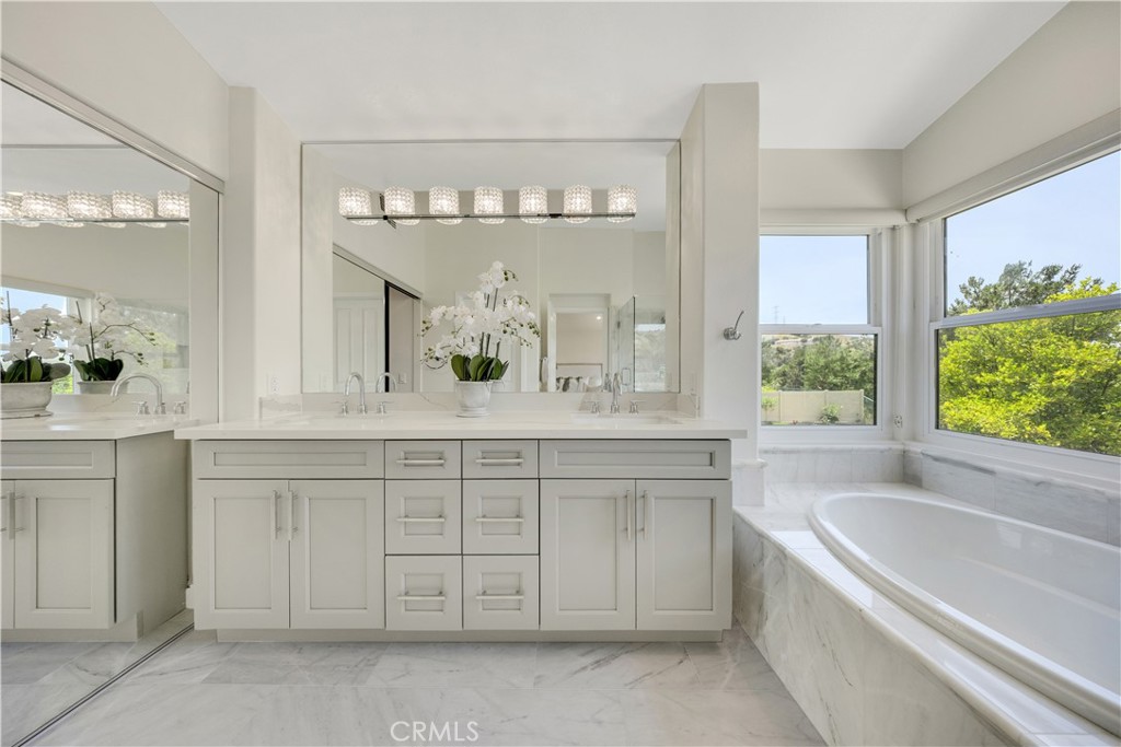 2943 Westbourne Place