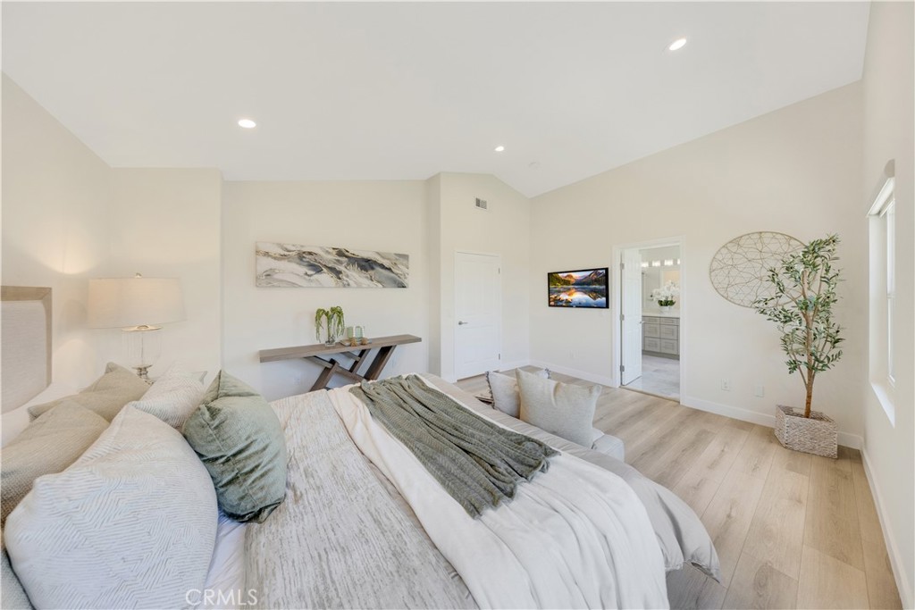 2943 Westbourne Place