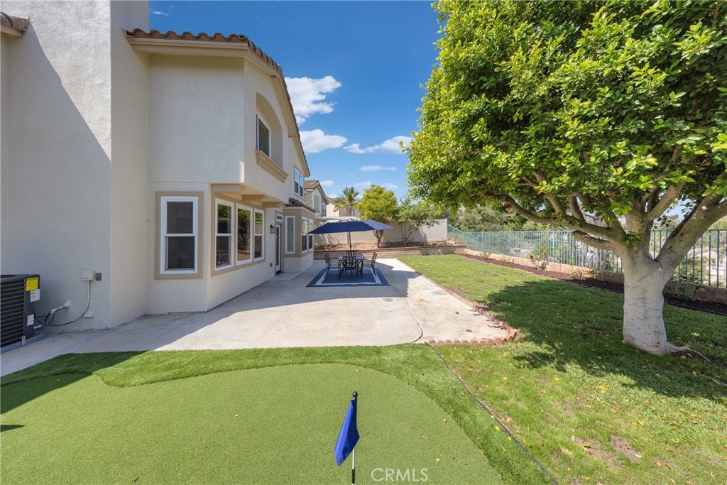 2943 Westbourne Place