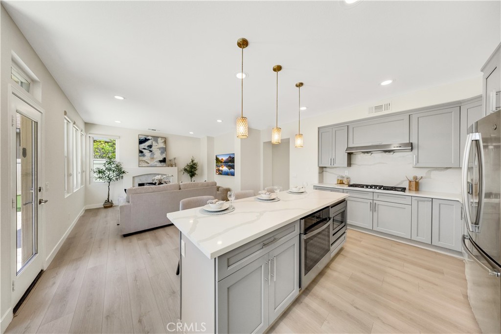 2943 Westbourne Place