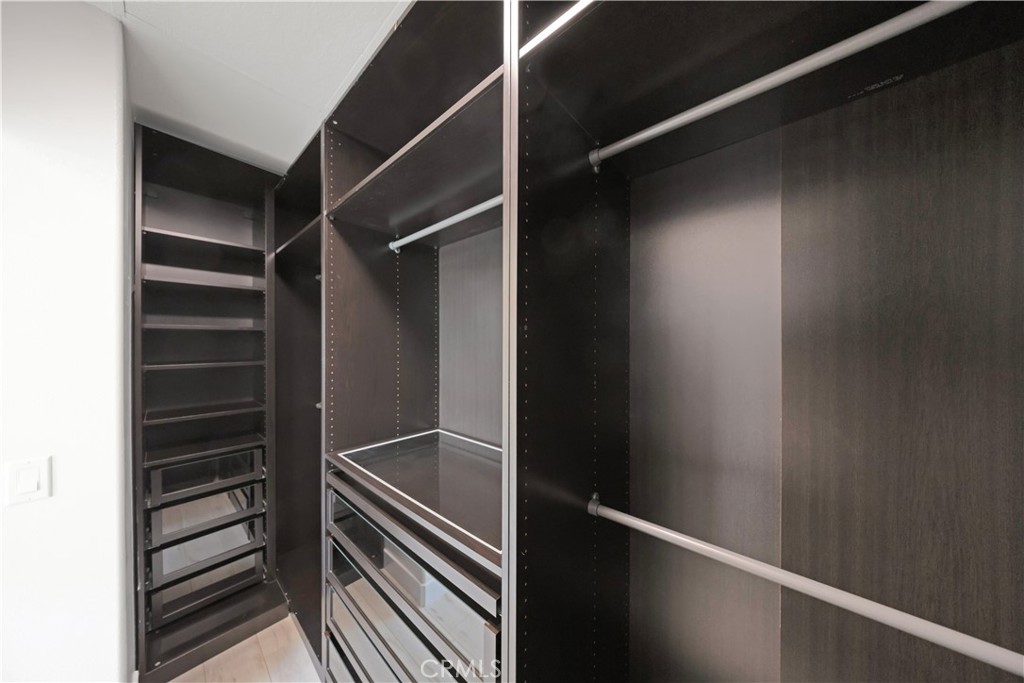 2943 Westbourne Place