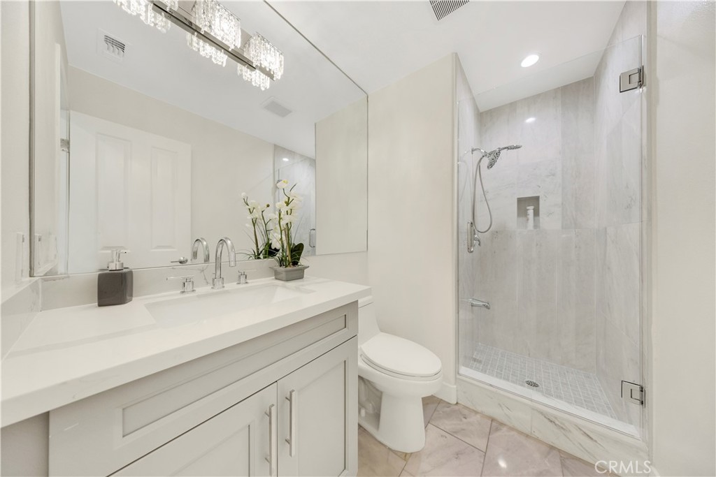 2943 Westbourne Place