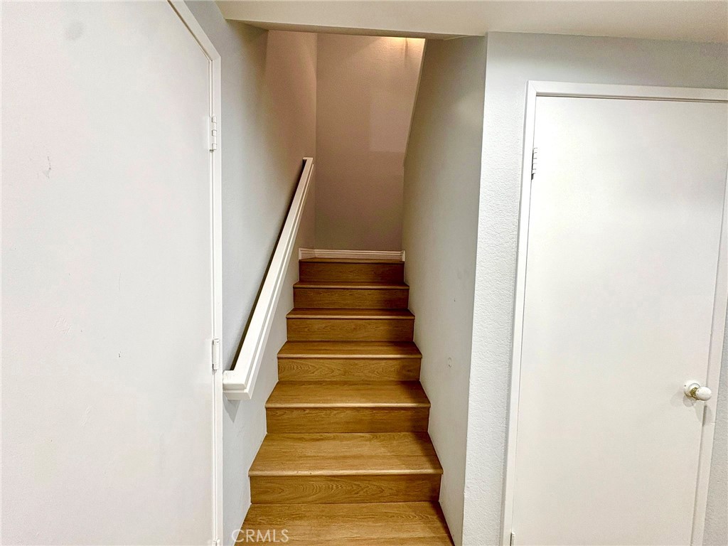 2747 Fairlane Place