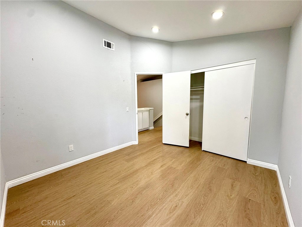 2747 Fairlane Place