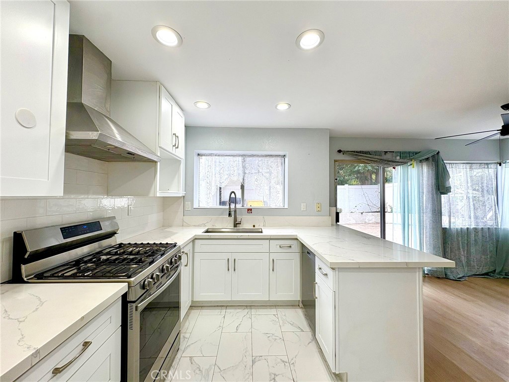 2747 Fairlane Place