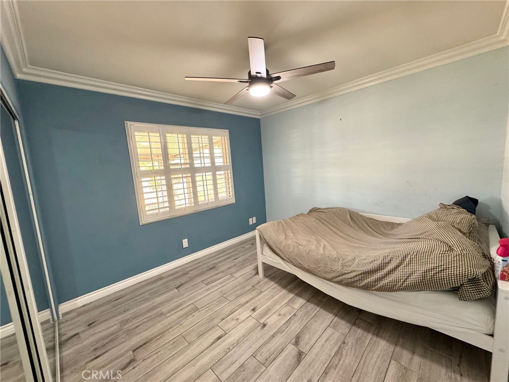 165 N Pasadena Avenue