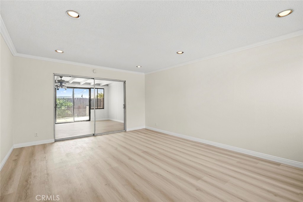 312 Faxina Avenue