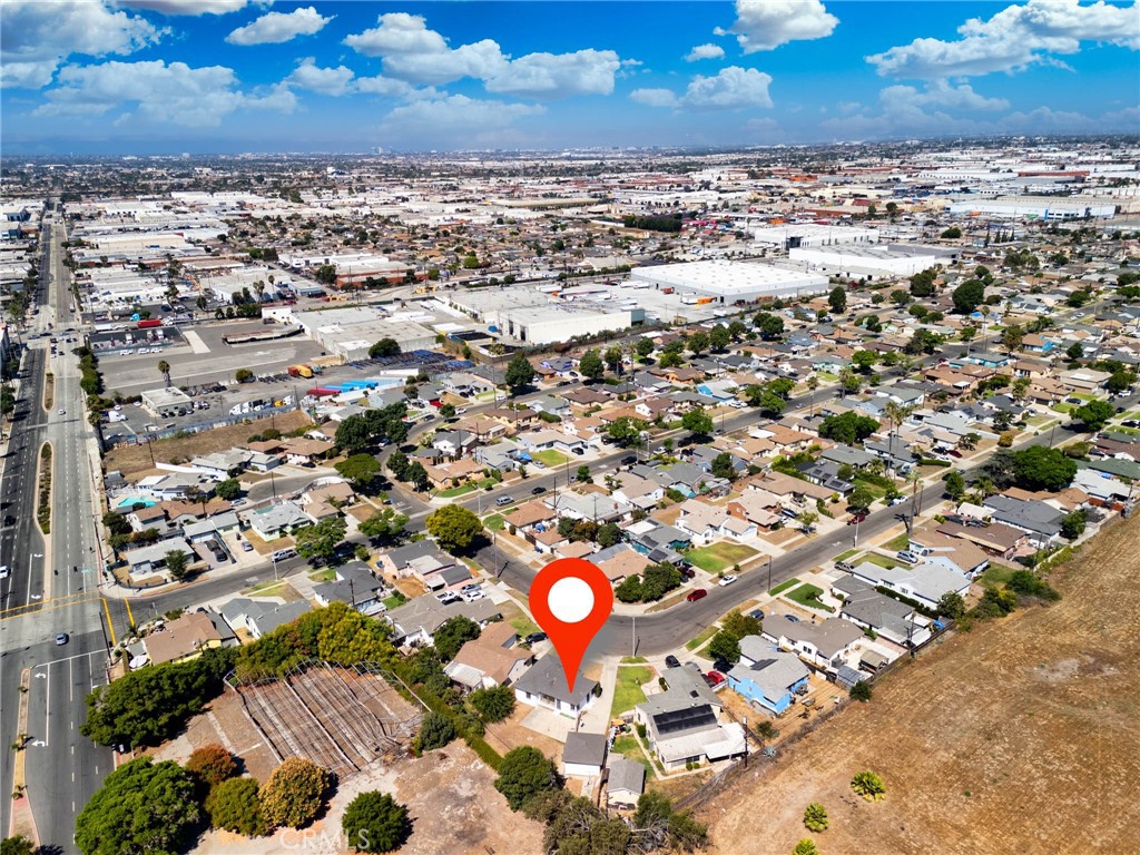 15834 S Visalia Avenue