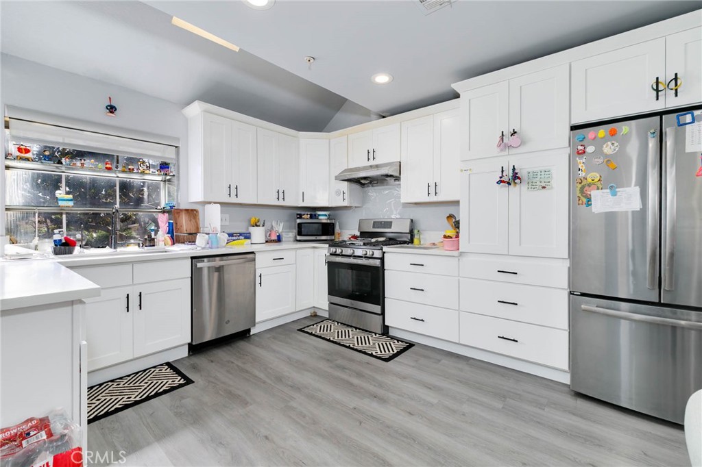 724 S Sierra Vista Avenue A