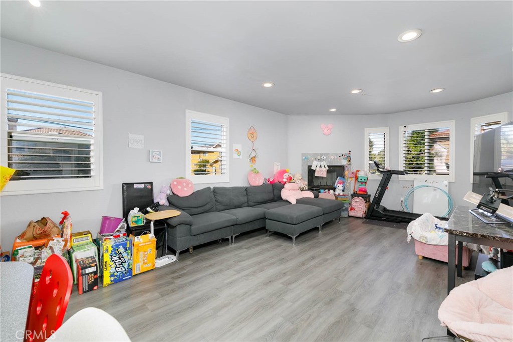 724 S Sierra Vista Avenue A