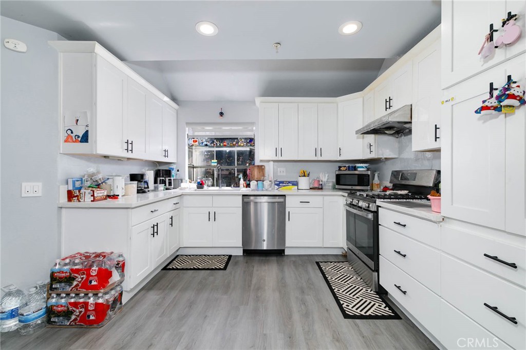 724 S Sierra Vista Avenue A