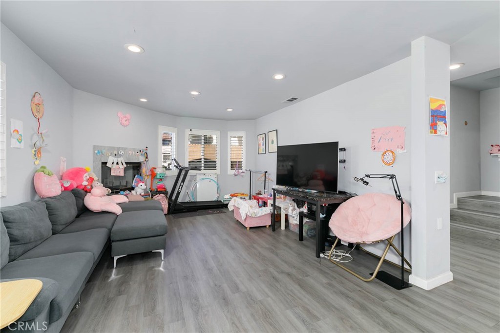 724 S Sierra Vista Avenue A