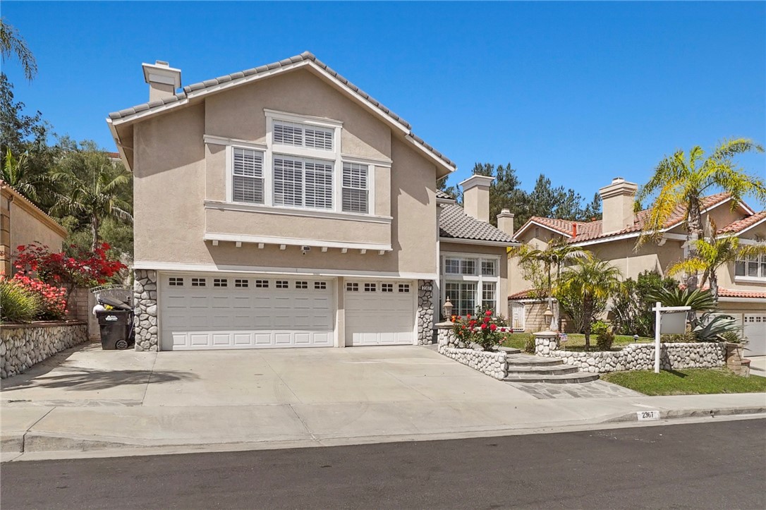 2367 Ridgeview Avenue
