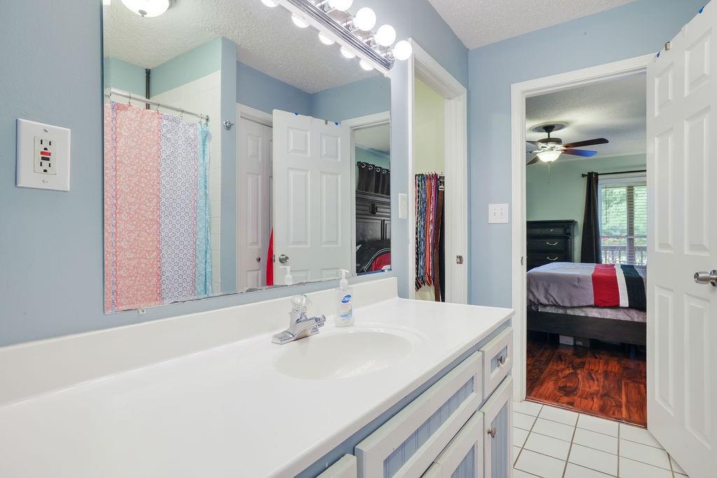 243 Boogers Hill Road