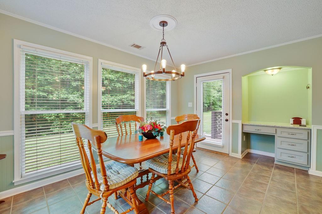 243 Boogers Hill Road