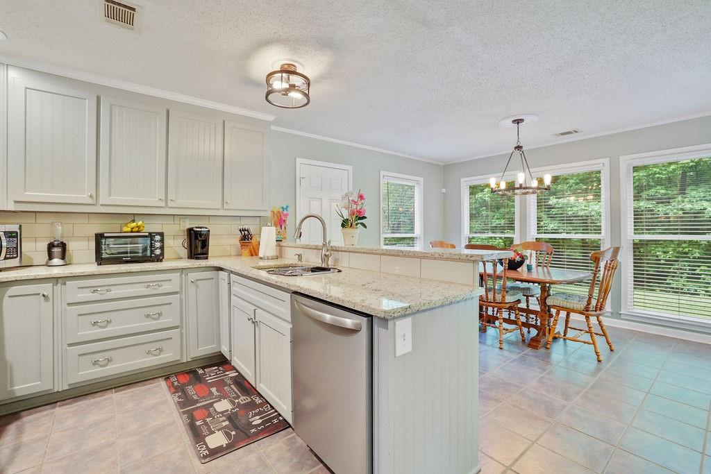 243 Boogers Hill Road