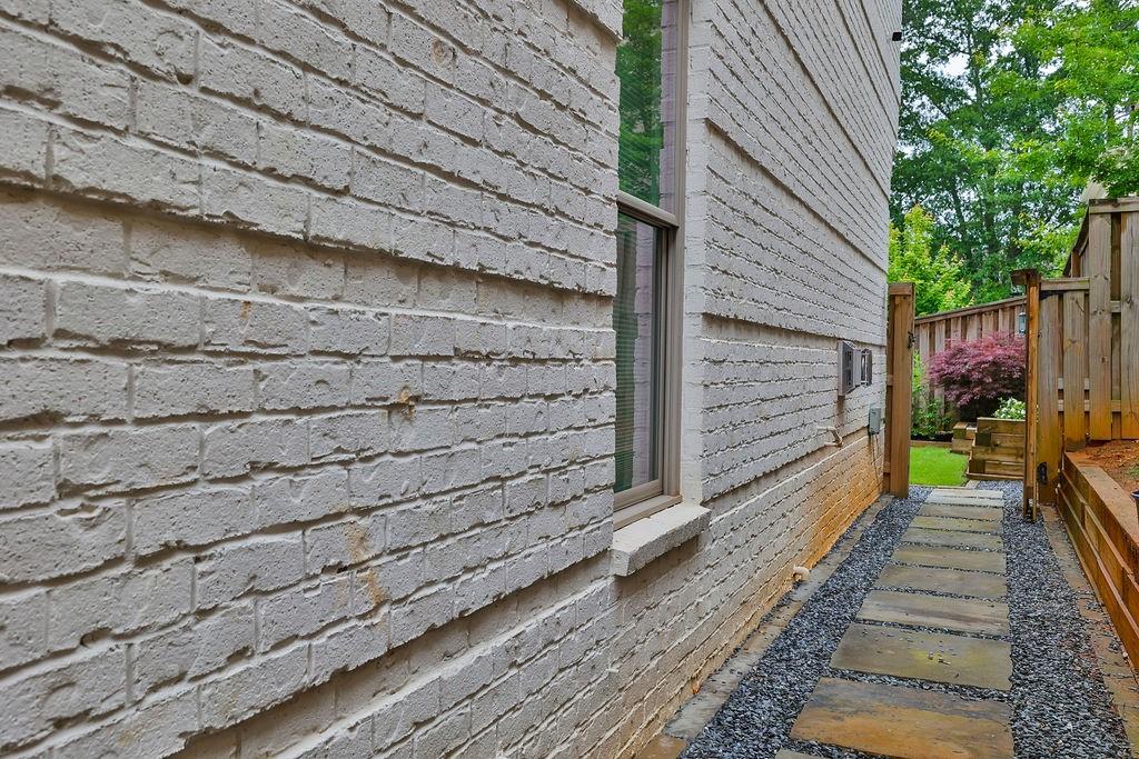 1126 Blackshear Drive