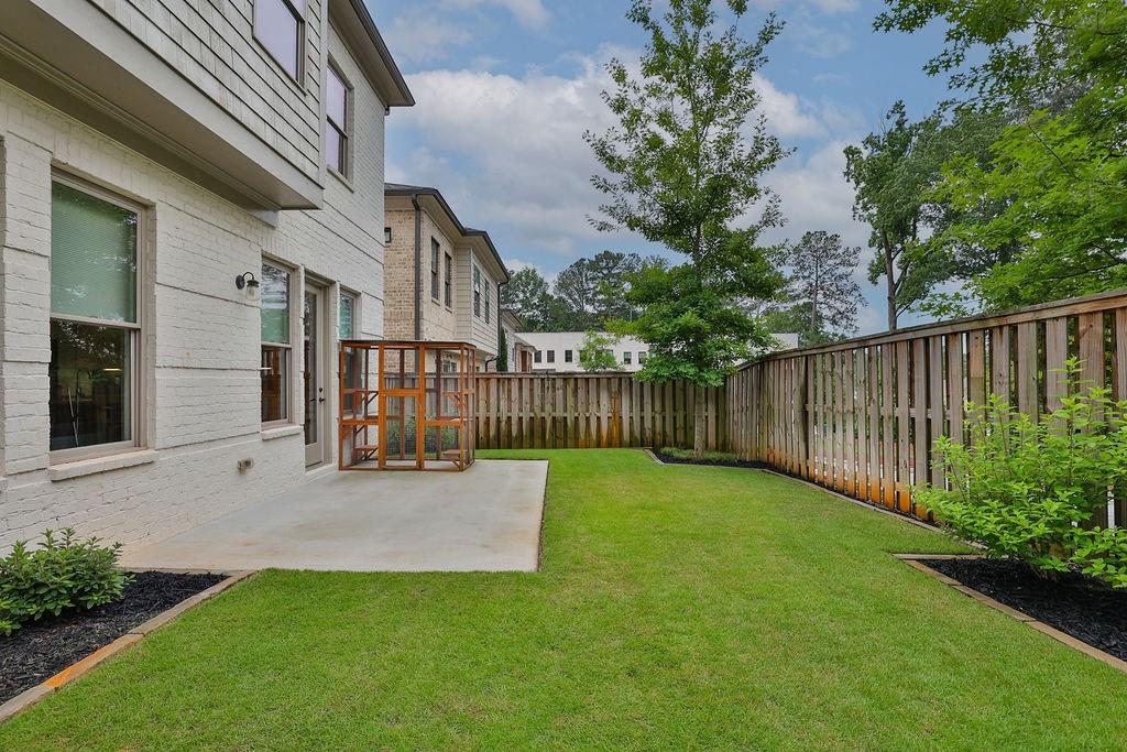 1126 Blackshear Drive