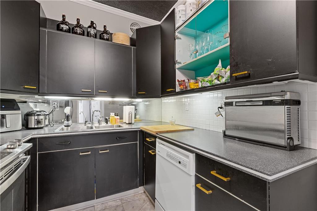 130 26th Street Unit 706