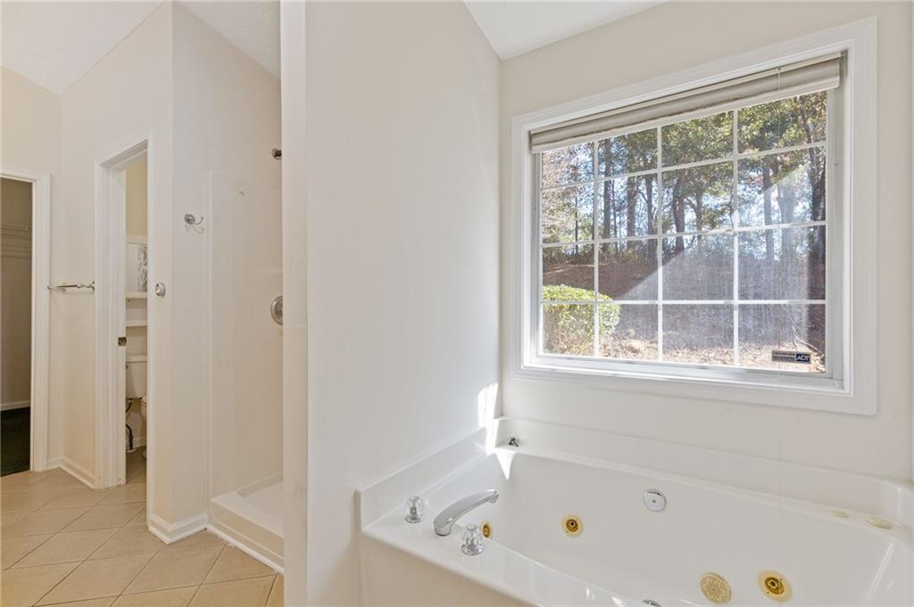 1102 Noble Oak Court