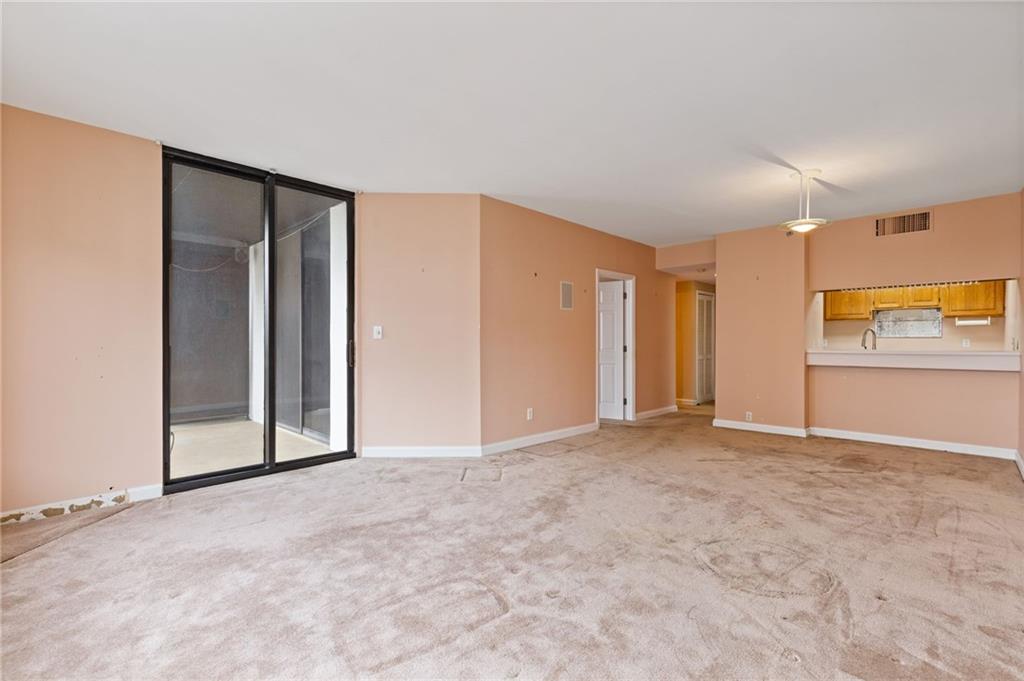 3481 Lakeside Drive NE Unit 1905