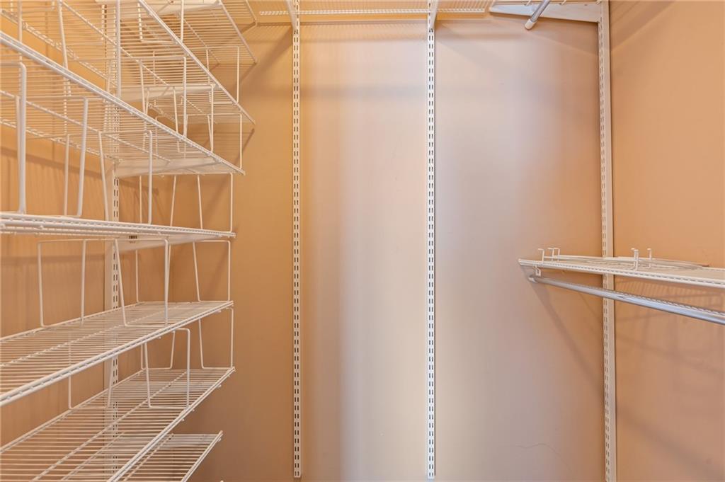 3481 Lakeside Drive NE Unit 1905