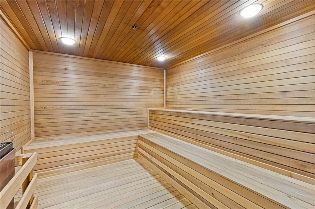 3481 Lakeside Drive NE Unit 1905