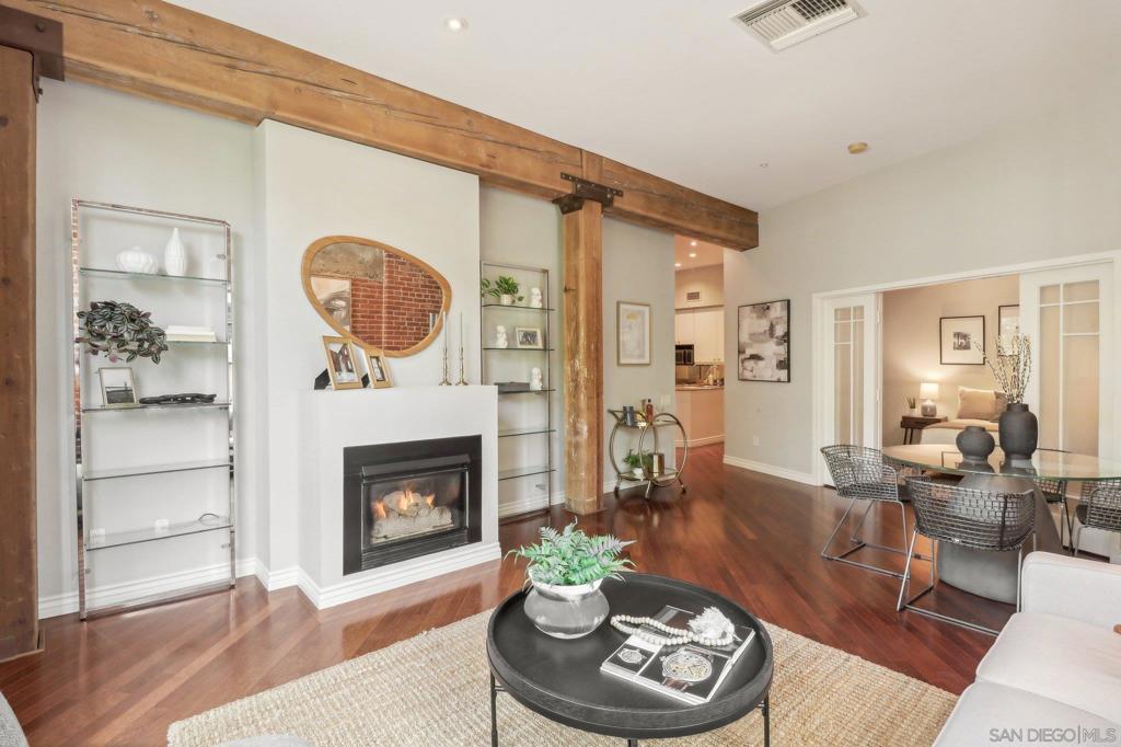 500 W Harbor Dr 1502