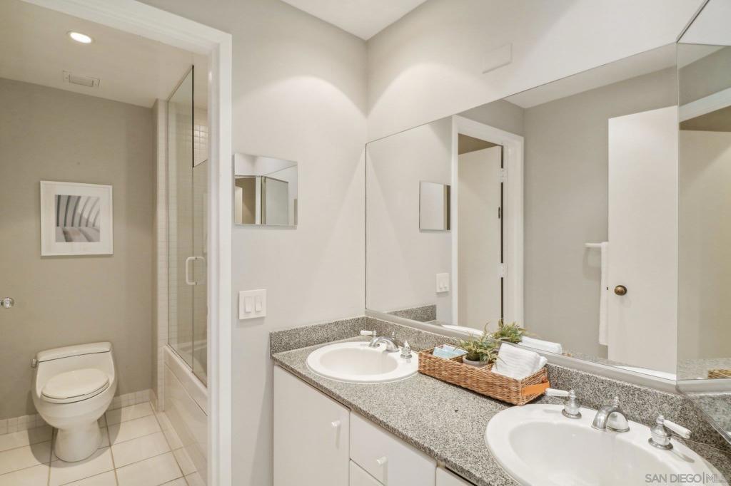 500 W Harbor Dr 1502