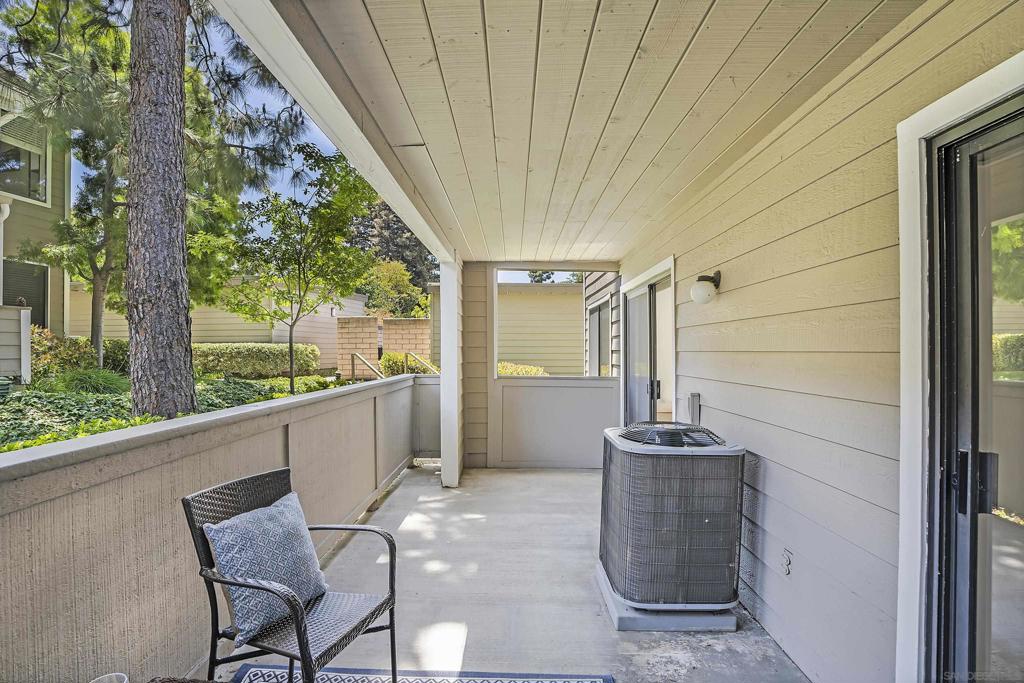 1059 Shadowridge Dr 9