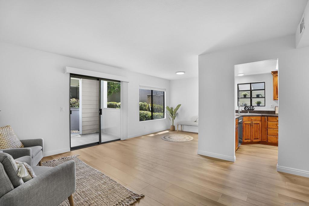 1059 Shadowridge Dr 9