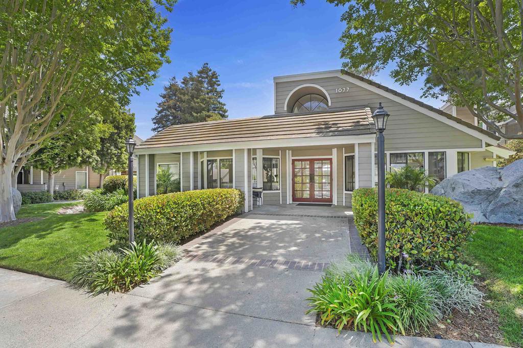 1059 Shadowridge Dr 9