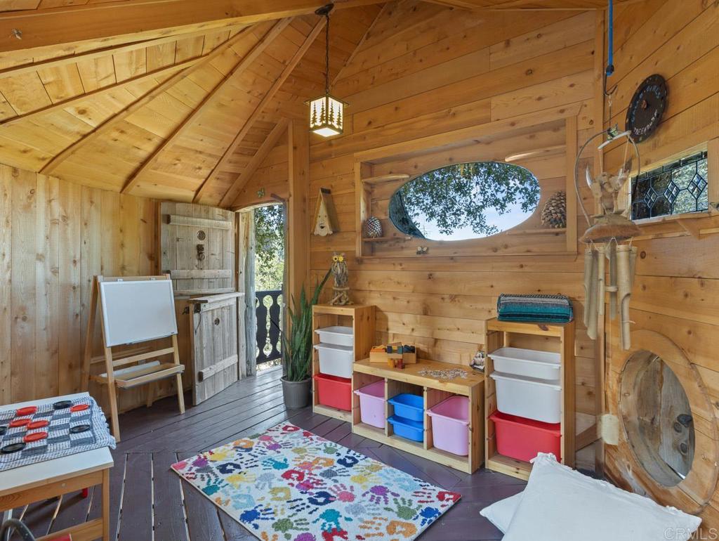 920 Toyon Mountain Lane