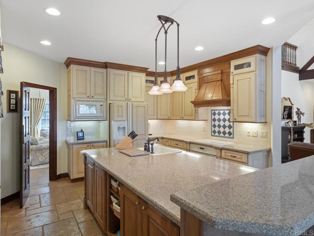 920 Toyon Mountain Lane