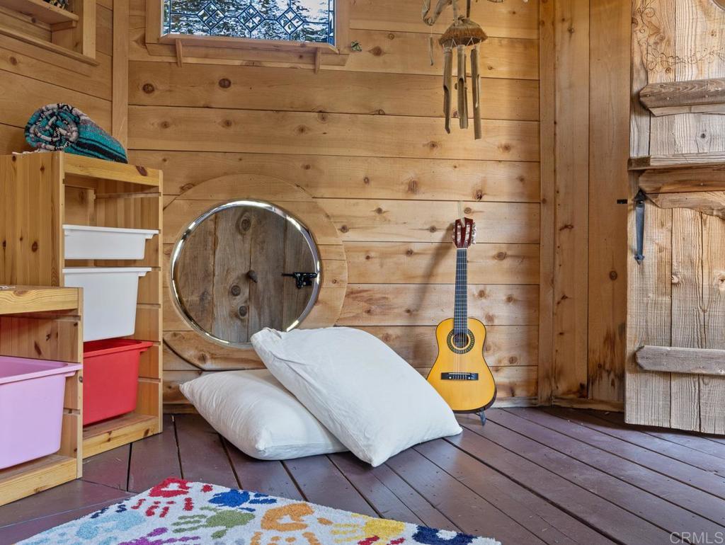 920 Toyon Mountain Lane