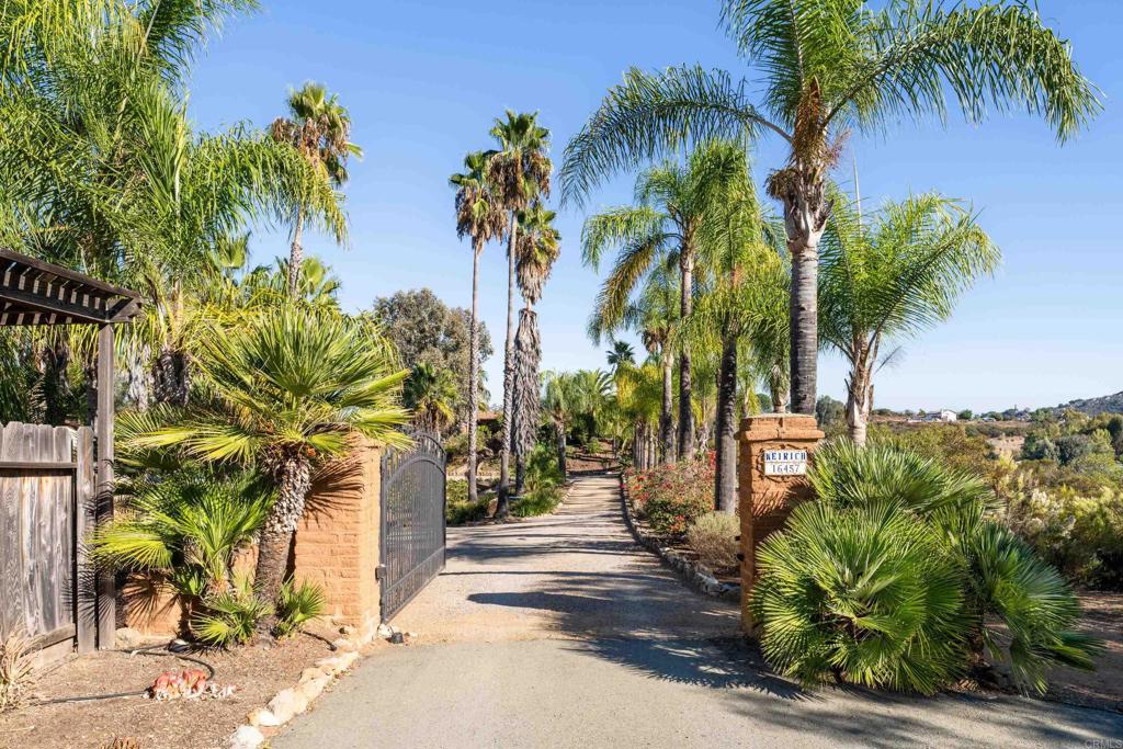 16457 SOMBRA DEL MONTE