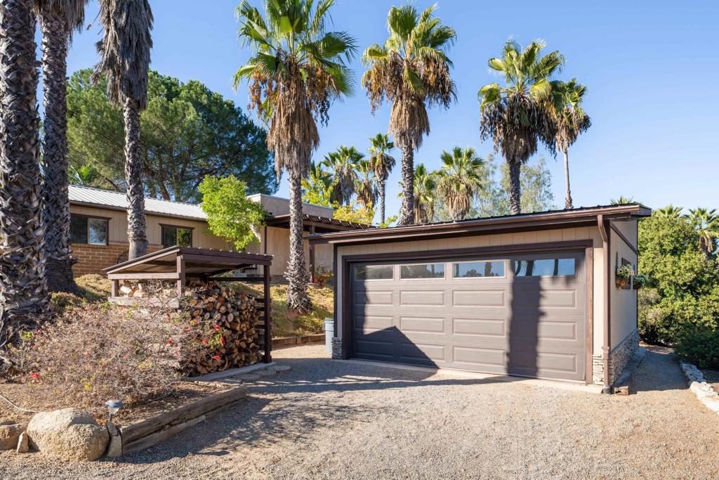 16457 SOMBRA DEL MONTE