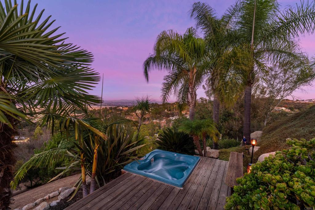 16457 SOMBRA DEL MONTE