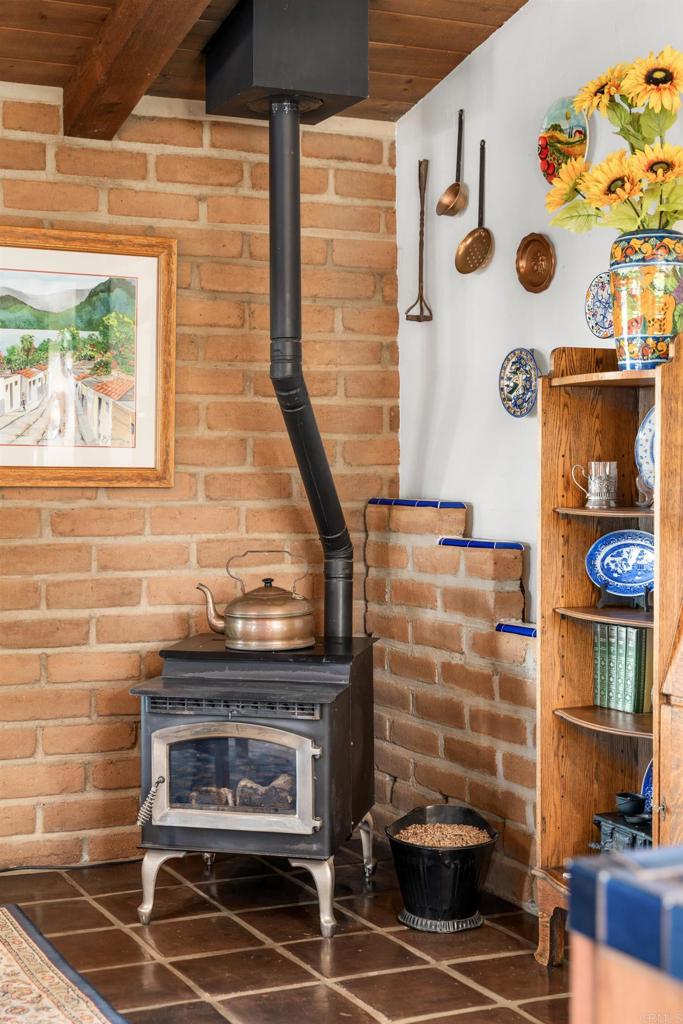 16457 SOMBRA DEL MONTE