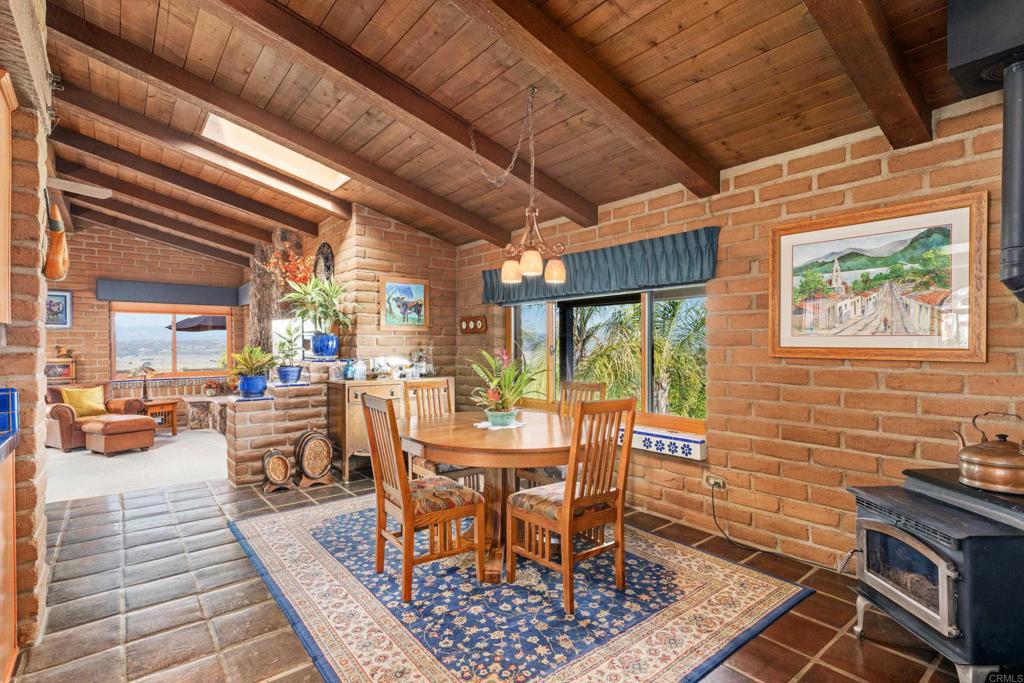 16457 SOMBRA DEL MONTE