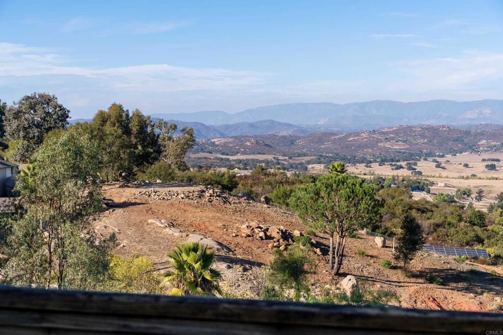 16457 SOMBRA DEL MONTE