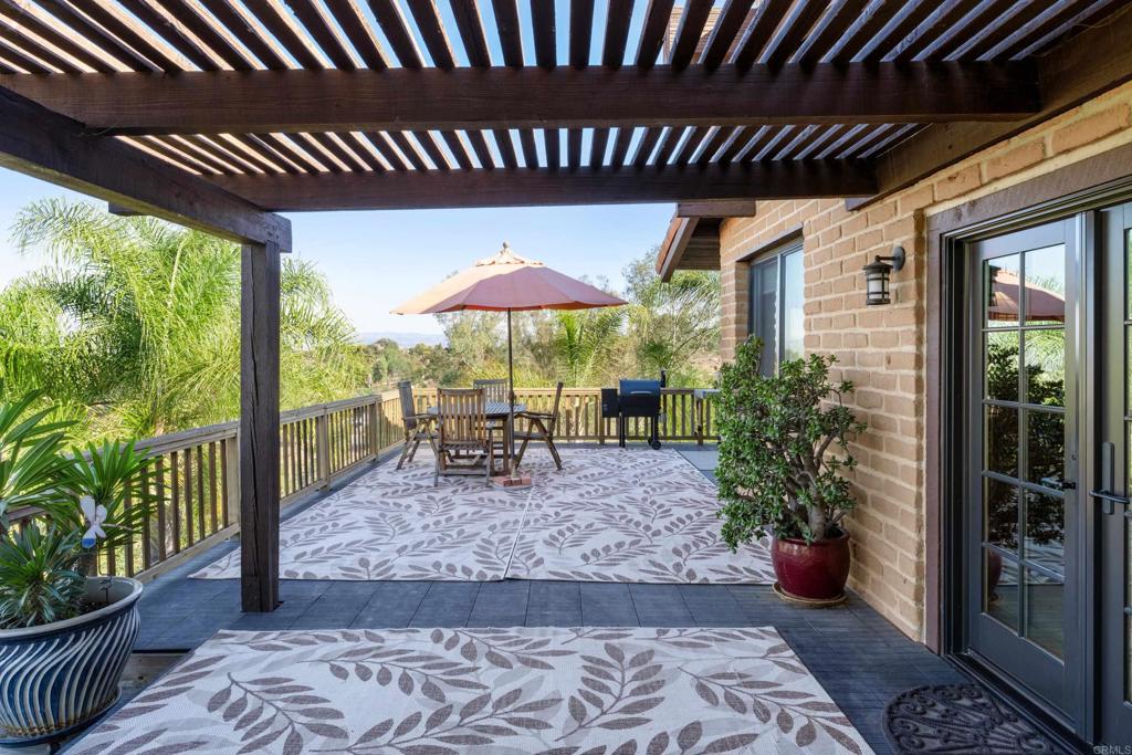 16457 SOMBRA DEL MONTE