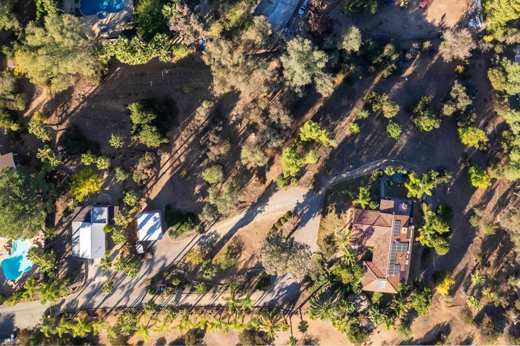 16457 SOMBRA DEL MONTE