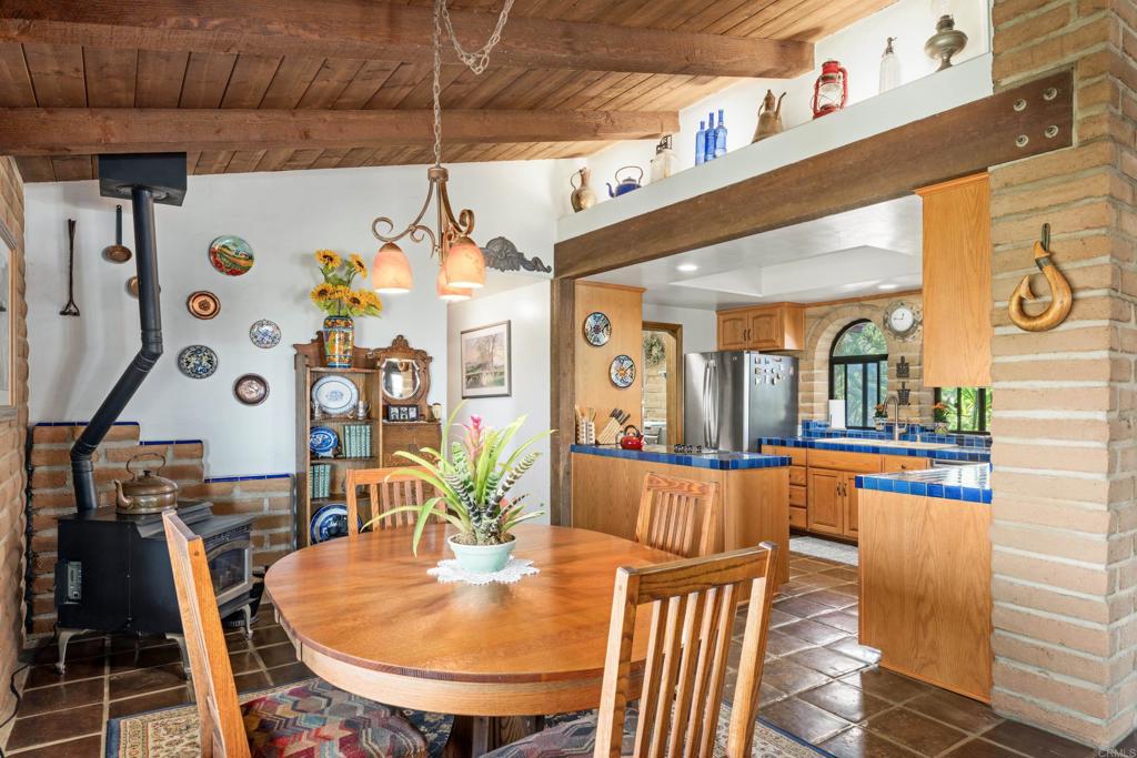 16457 SOMBRA DEL MONTE